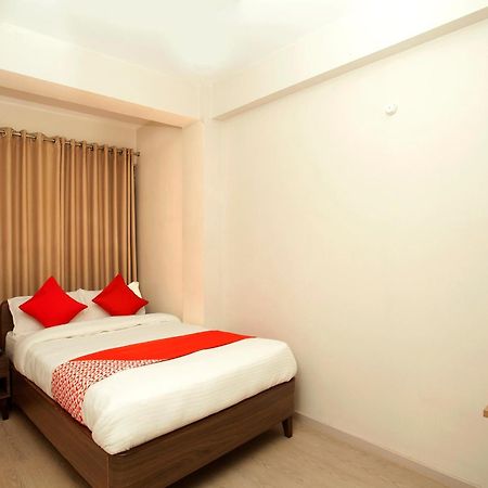 Oyo 626 Hotel Himchuli Катманду Екстериор снимка