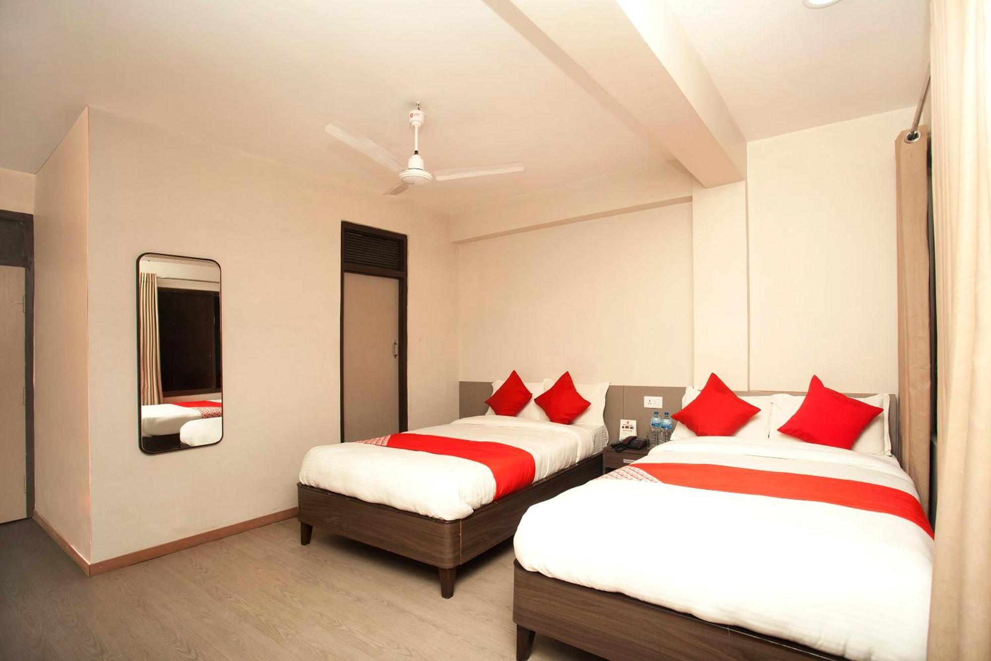 Oyo 626 Hotel Himchuli Катманду Екстериор снимка
