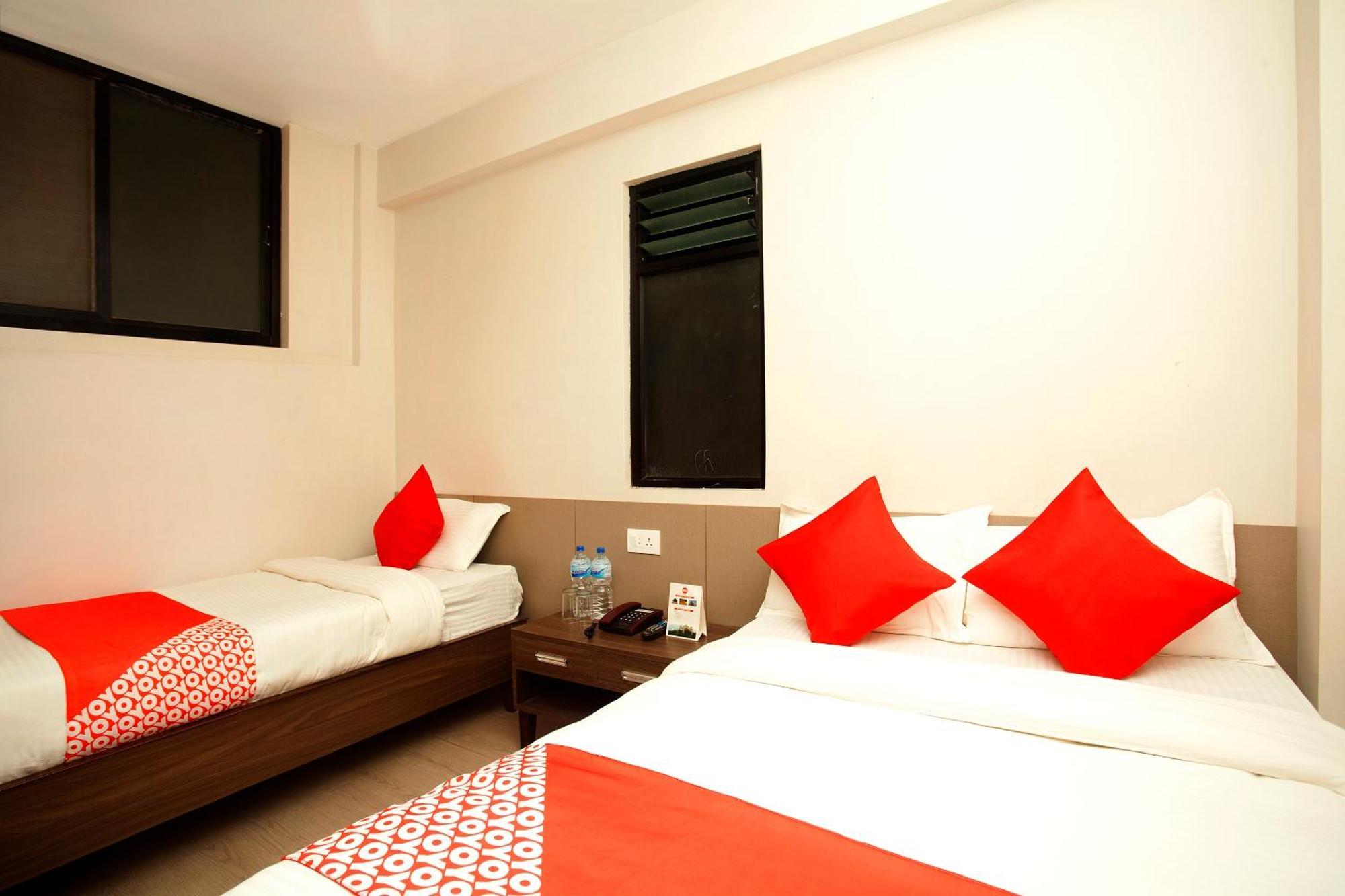 Oyo 626 Hotel Himchuli Катманду Екстериор снимка