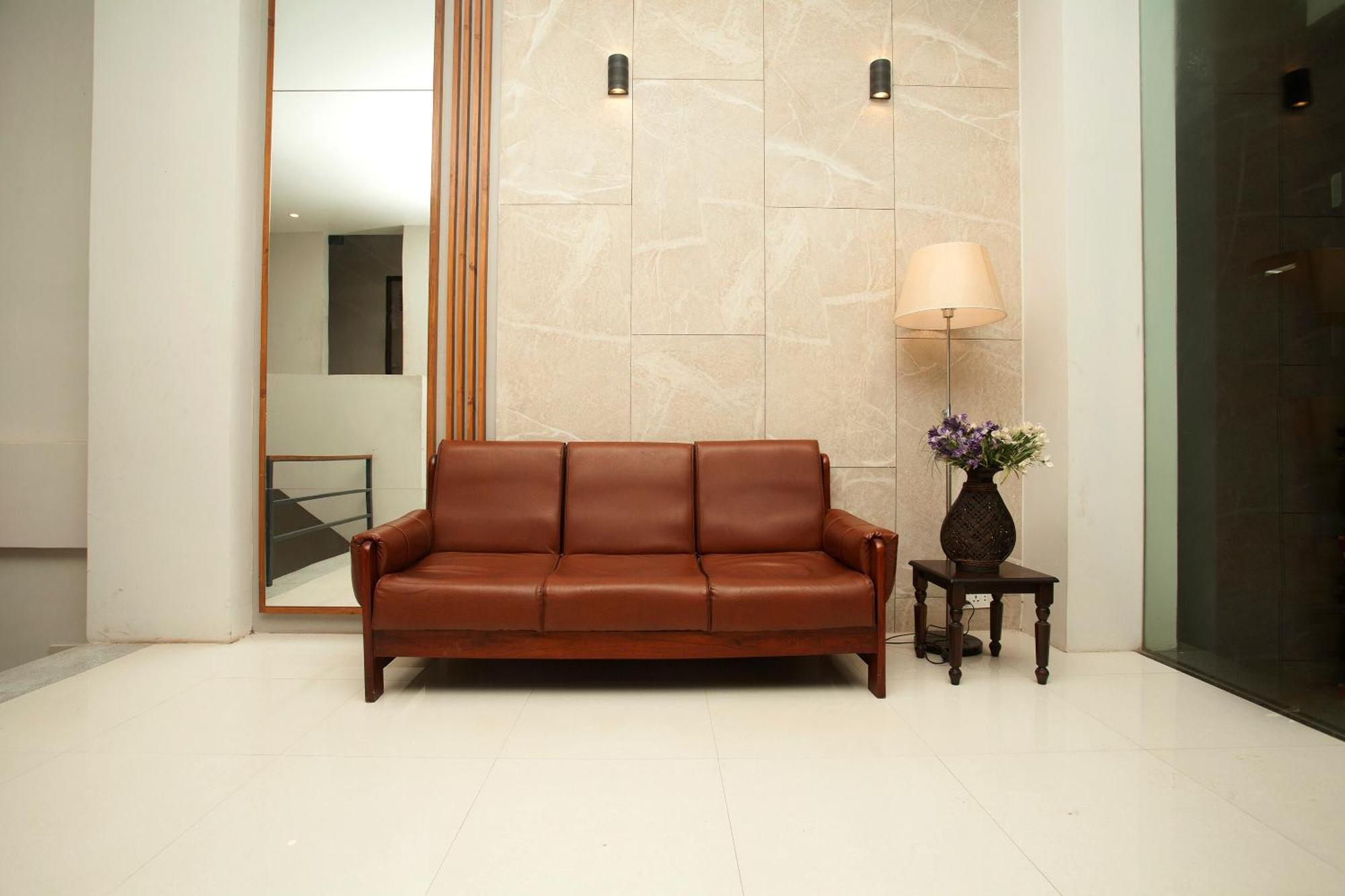 Oyo 626 Hotel Himchuli Катманду Екстериор снимка