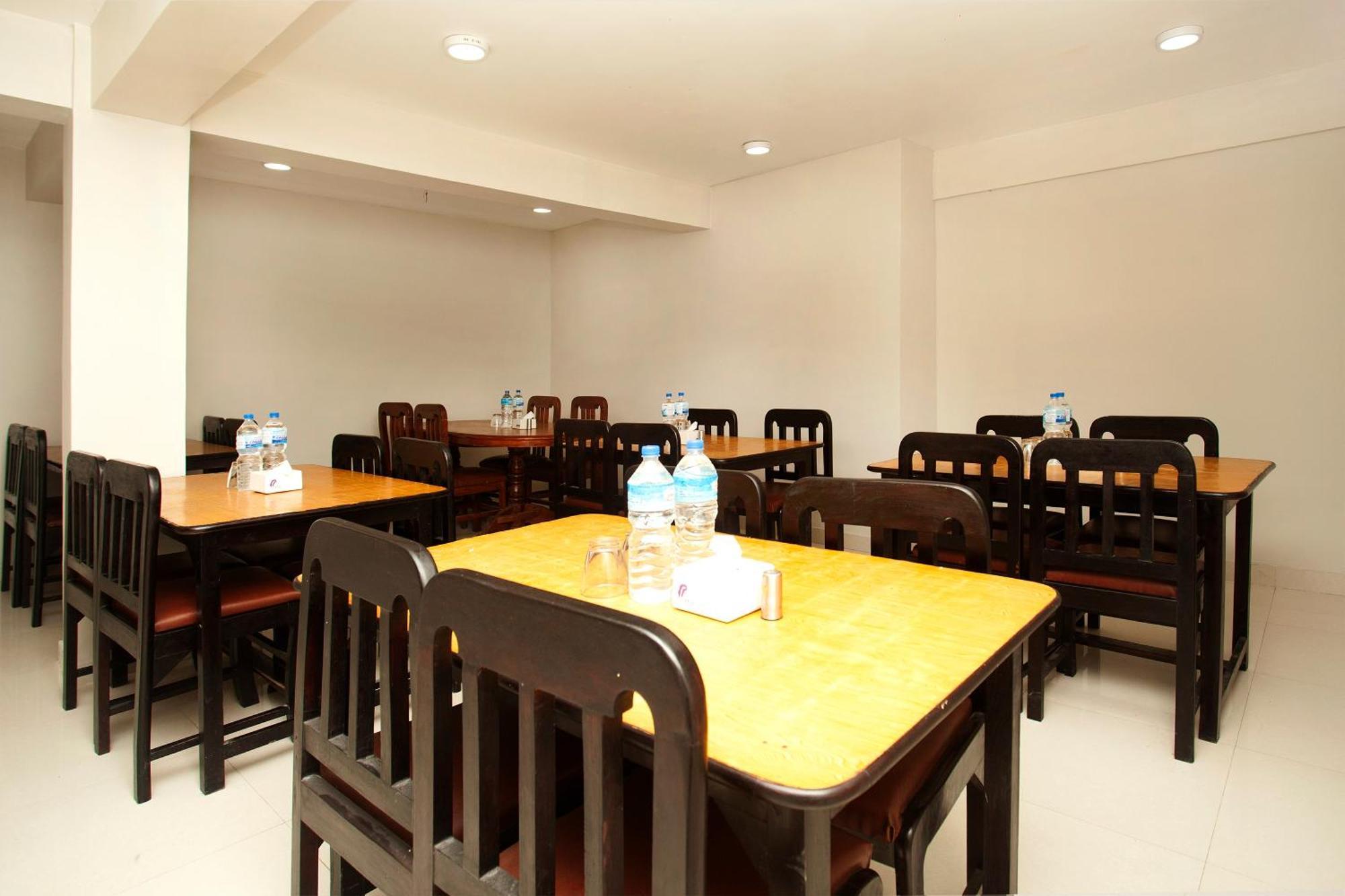 Oyo 626 Hotel Himchuli Катманду Екстериор снимка