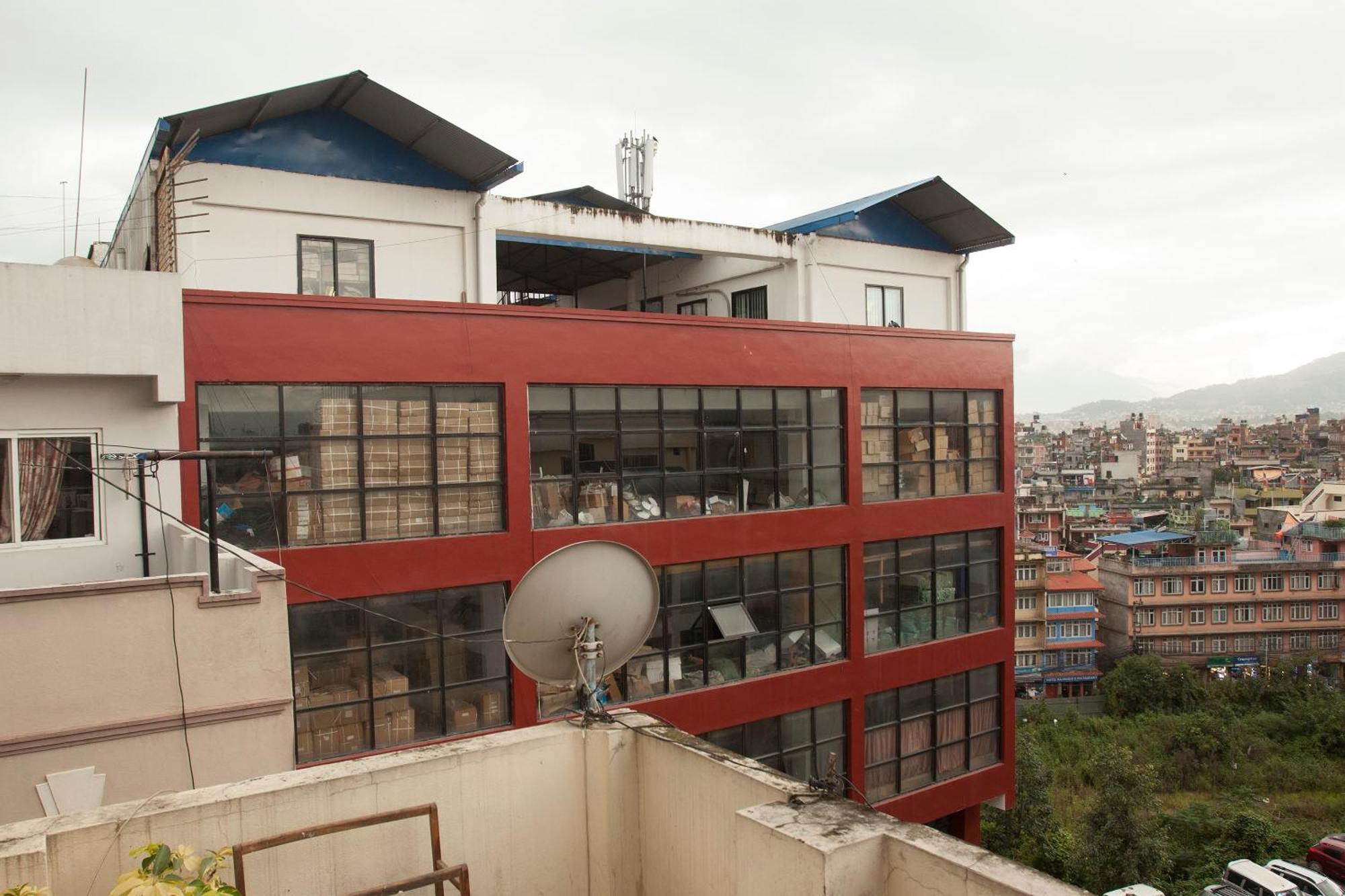 Oyo 626 Hotel Himchuli Катманду Екстериор снимка